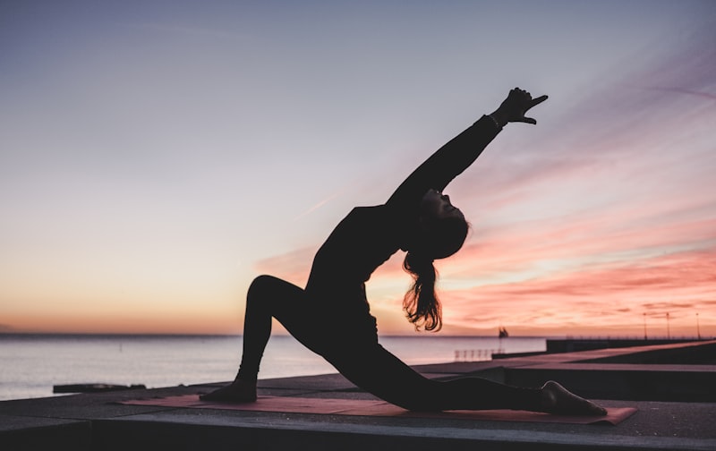 Kadınlarda Triceps Kaslarını Güçlendiren Egzersizler Hangileridir? Kadınlarda Triceps Kaslarını Güçlendiren Egzersizler Hangileridir?